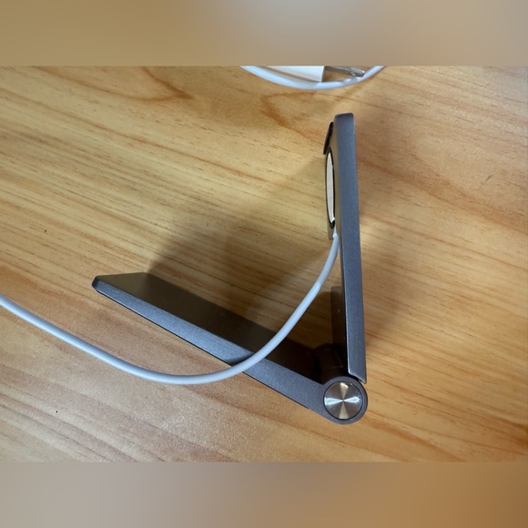 Silver Charger Watch Stand+Apple Watch Charger (Watch to USB)Fast Charging Cable - Picture 11 of 11